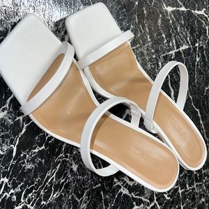 BRAND NEW WORN TO TRY ON